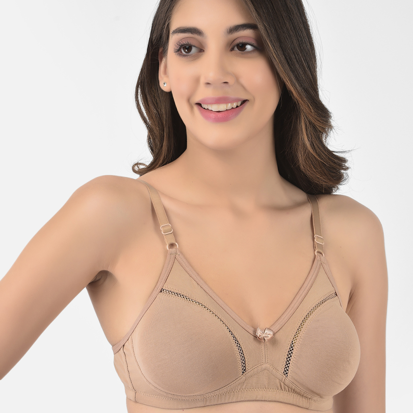 SOFTLINE BUTTERFLY 2053 D CUP SEAMLESS NET ENHANCED WOMEN'S BRA ASSORTED COLOUR PACK OF 1
